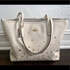 Coach White Shoulder Bag (Brand New)